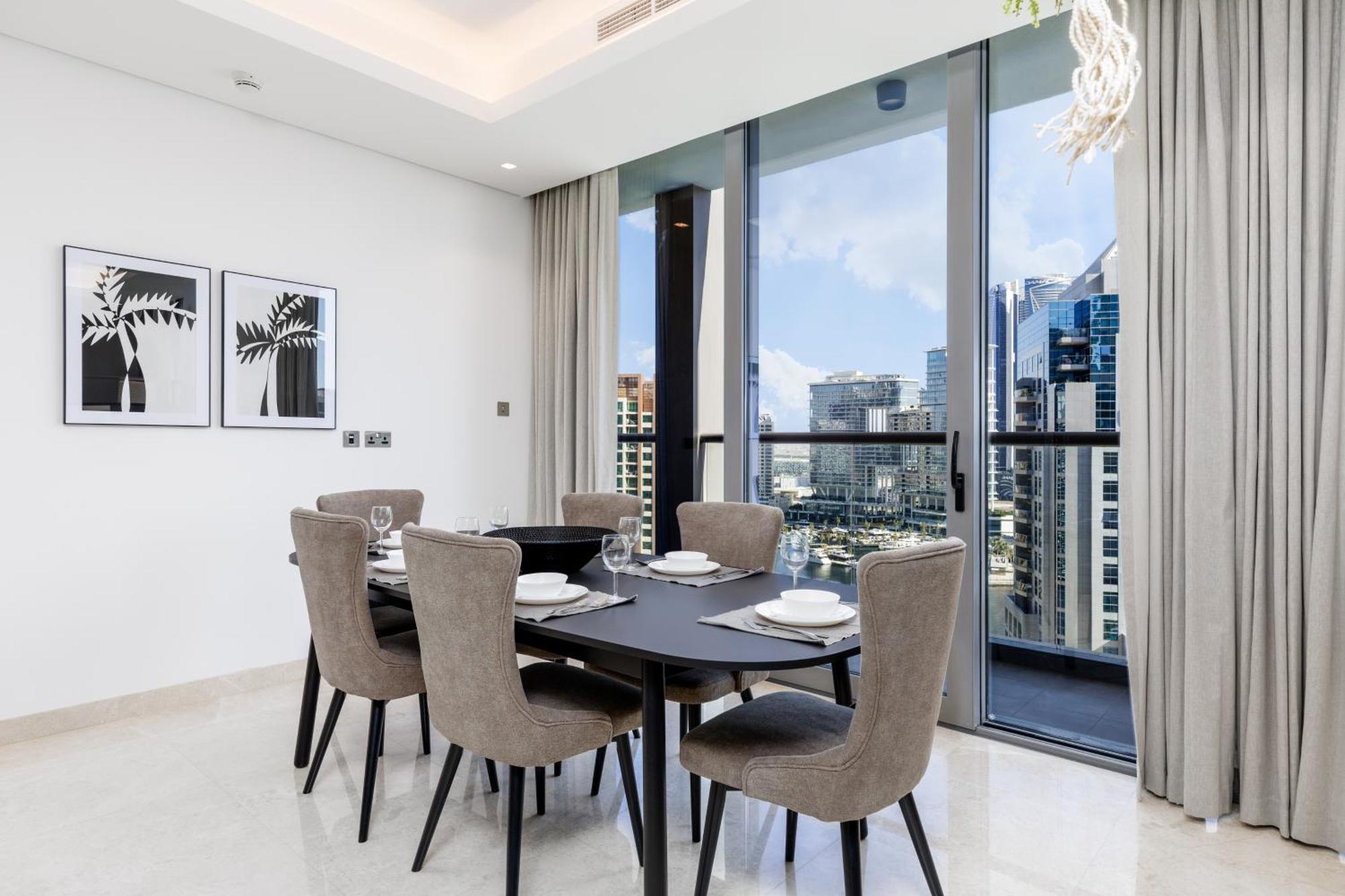 Apartamento Maison Privee - Classy Urban Retreat With Amazing Canal Views *